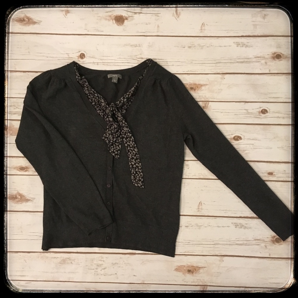 Apt 9 Sweater w/scarf Size Large